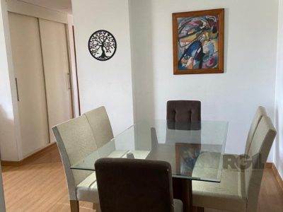 Apartamento à venda com 91m², 3 quartos, 1 suíte, 1 vaga no bairro Santana em Porto Alegre - Foto 2