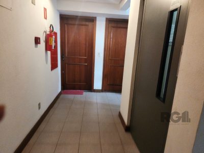 Apartamento à venda com 46m², 1 quarto, 1 vaga no bairro Cidade Baixa em Porto Alegre - Foto 10