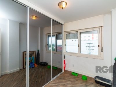 Apartamento à venda com 62m², 2 quartos, 1 vaga no bairro Petrópolis em Porto Alegre - Foto 9