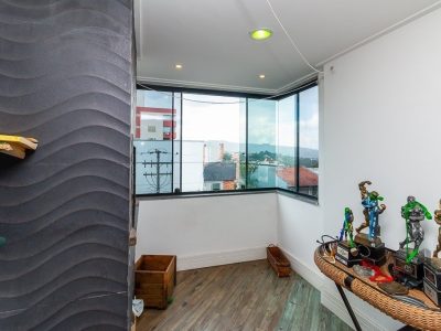 Apartamento à venda com 62m², 2 quartos, 1 vaga no bairro Petrópolis em Porto Alegre - Foto 3