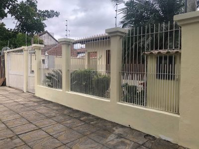 Casa à venda com 227m², 4 quartos, 1 suíte, 3 vagas no bairro Chácara das Pedras em Porto Alegre - Foto 2