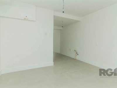 Apartamento à venda com 27m², 1 quarto, 1 vaga no bairro Partenon em Porto Alegre - Foto 3