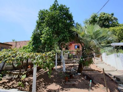 Casa à venda com 300m², 3 quartos, 1 suíte, 3 vagas no bairro Tristeza em Porto Alegre - Foto 24