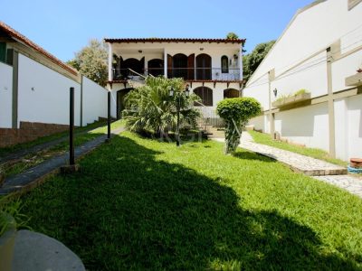 Casa à venda com 300m², 3 quartos, 1 suíte, 3 vagas no bairro Tristeza em Porto Alegre - Foto 37