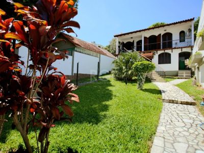 Casa à venda com 300m², 3 quartos, 1 suíte, 3 vagas no bairro Tristeza em Porto Alegre - Foto 38