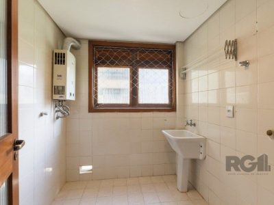 Apartamento à venda com 105m², 3 quartos, 1 suíte, 2 vagas no bairro Tristeza em Porto Alegre - Foto 11