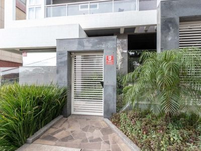 Apartamento à venda com 114m², 3 quartos, 1 suíte, 2 vagas no bairro Cristal em Porto Alegre - Foto 4