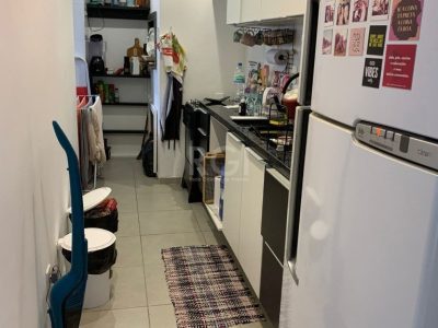 Apartamento à venda com 78m², 2 quartos, 1 suíte, 1 vaga no bairro Menino Deus em Porto Alegre - Foto 17