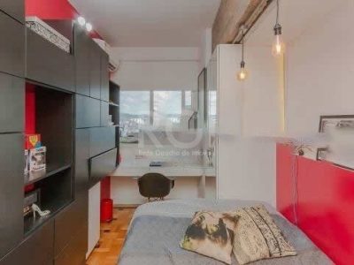 Apartamento à venda com 190m², 3 quartos, 1 suíte, 1 vaga no bairro Independência em Porto Alegre - Foto 16