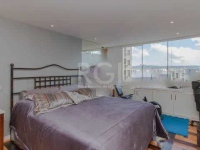 Apartamento à venda com 190m², 3 quartos, 1 suíte, 1 vaga no bairro Independência em Porto Alegre - Foto 19