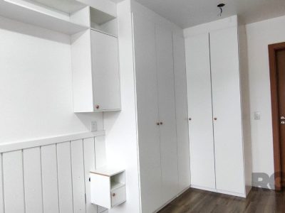 Apartamento à venda com 63m², 2 quartos, 1 suíte, 1 vaga no bairro Tristeza em Porto Alegre - Foto 13