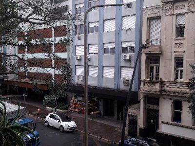 Apartamento à venda com 202m², 3 quartos, 1 suíte, 1 vaga no bairro Centro Histórico em Porto Alegre - Foto 54