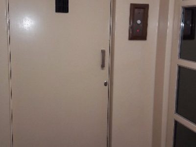 Apartamento à venda com 202m², 3 quartos, 1 suíte, 1 vaga no bairro Centro Histórico em Porto Alegre - Foto 9