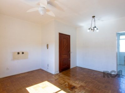 Apartamento à venda com 81m², 3 quartos, 1 vaga no bairro Tristeza em Porto Alegre - Foto 8