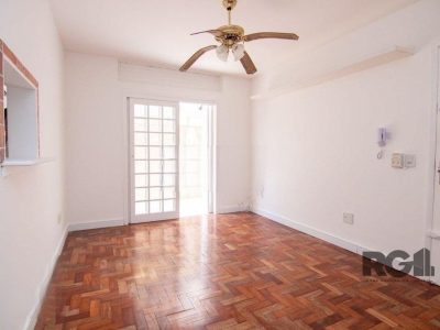 Apartamento à venda com 40m², 1 quarto no bairro Petrópolis em Porto Alegre - Foto 4