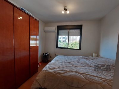 Apartamento à venda com 84m², 3 quartos, 1 suíte, 2 vagas no bairro Mont Serrat em Porto Alegre - Foto 22