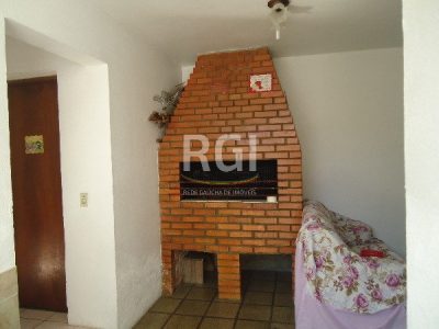 Casa à venda com 363m², 4 quartos, 2 suítes, 2 vagas no bairro Jardim Itu em Porto Alegre - Foto 8