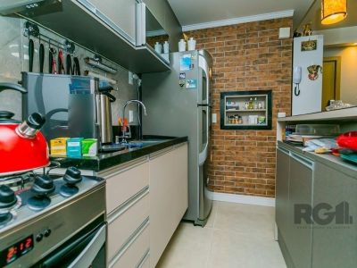 Apartamento à venda com 58m², 2 quartos, 1 suíte, 1 vaga no bairro Farroupilha em Porto Alegre - Foto 4