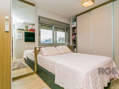 Apartamento à venda com 58m², 2 quartos, 1 suíte, 1 vaga no bairro Farroupilha em Porto Alegre - Foto 5