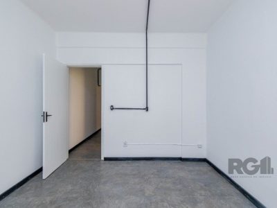 Apartamento à venda com 46m², 2 quartos, 1 suíte, 1 vaga no bairro Floresta em Porto Alegre - Foto 12