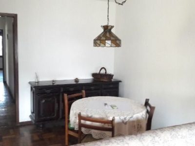 Casa à venda com 200m², 3 quartos, 1 suíte, 4 vagas no bairro Ipanema em Porto Alegre - Foto 5