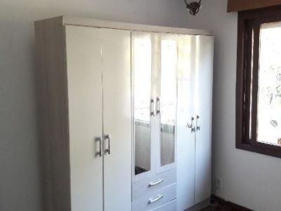 Casa à venda com 200m², 3 quartos, 1 suíte, 4 vagas no bairro Ipanema em Porto Alegre - Foto 12