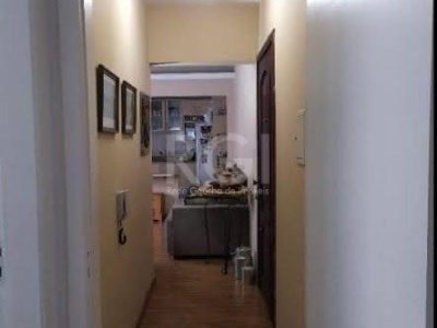 Apartamento à venda com 58m², 2 quartos no bairro Rio Branco em Porto Alegre - Foto 6