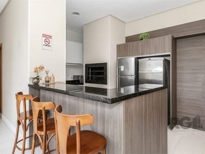 Apartamento à venda com 91m², 3 quartos, 1 suíte, 2 vagas no bairro Santana em Porto Alegre - Foto 2