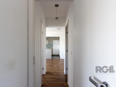 Apartamento à venda com 60m², 2 quartos, 1 suíte, 2 vagas no bairro Glória em Porto Alegre - Foto 4