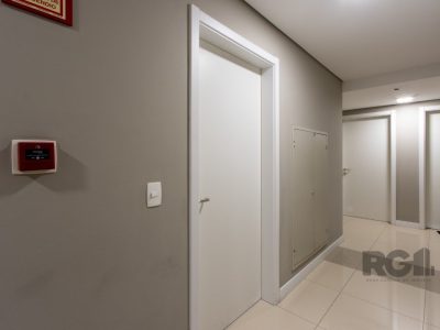 Apartamento à venda com 60m², 2 quartos, 1 suíte, 2 vagas no bairro Glória em Porto Alegre - Foto 23