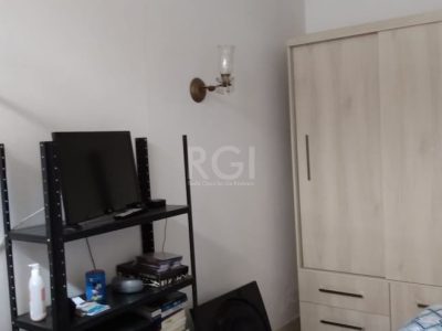 Casa à venda com 188m², 4 quartos, 2 suítes, 3 vagas no bairro Jardim Itu em Porto Alegre - Foto 16