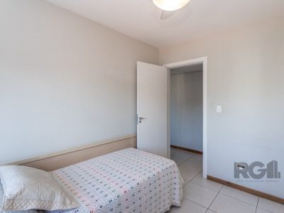 Cobertura à venda com 245m², 3 quartos, 1 suíte, 2 vagas no bairro Moinhos de Vento em Porto Alegre - Foto 32