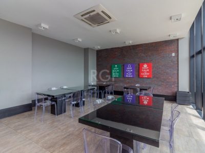 Apartamento à venda com 66m², 2 quartos, 1 suíte, 2 vagas no bairro Jardim Botânico em Porto Alegre - Foto 42