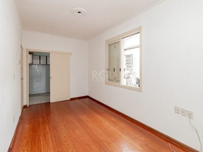 Apartamento à venda com 72m², 3 quartos no bairro Cristo Redentor em Porto Alegre - Foto 3