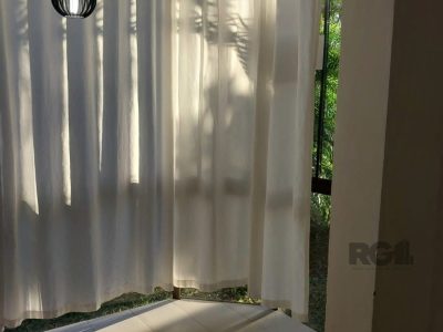 Apartamento à venda com 72m², 2 quartos, 1 vaga no bairro Partenon em Porto Alegre - Foto 2