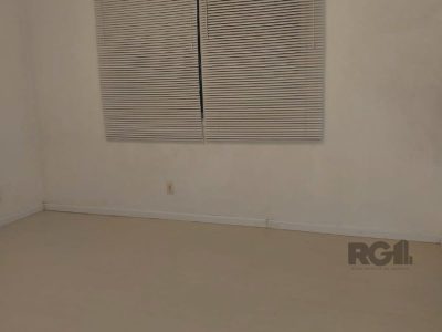 Apartamento à venda com 72m², 2 quartos, 1 vaga no bairro Partenon em Porto Alegre - Foto 12