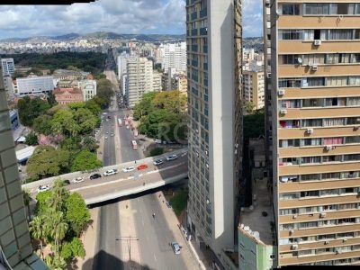 Apartamento à venda com 100m², 3 quartos no bairro Centro Histórico em Porto Alegre - Foto 2