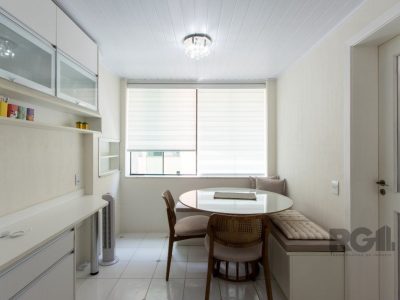 Apartamento à venda com 84m², 3 quartos, 1 suíte, 2 vagas no bairro Tristeza em Porto Alegre - Foto 15