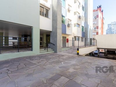 Apartamento à venda com 84m², 3 quartos, 1 suíte, 2 vagas no bairro Tristeza em Porto Alegre - Foto 42