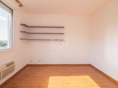 Apartamento à venda com 95m², 3 quartos, 1 suíte, 2 vagas no bairro Mont Serrat em Porto Alegre - Foto 11