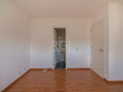 Apartamento à venda com 95m², 3 quartos, 1 suíte, 2 vagas no bairro Mont Serrat em Porto Alegre - Foto 16