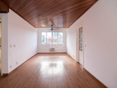 Apartamento à venda com 95m², 3 quartos, 1 suíte, 2 vagas no bairro Mont Serrat em Porto Alegre - Foto 7