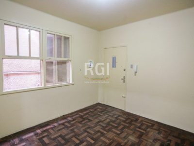 Apartamento à venda com 63m², 2 quartos no bairro Floresta em Porto Alegre - Foto 2