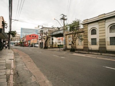 Apartamento à venda com 63m², 2 quartos no bairro Floresta em Porto Alegre - Foto 13