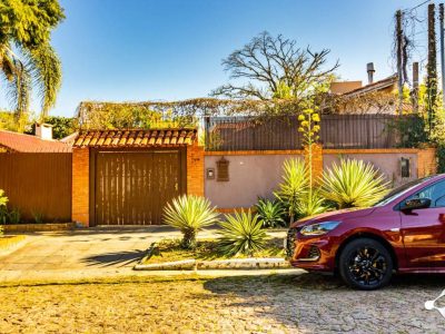 Casa à venda com 200m², 4 quartos, 3 suítes, 2 vagas no bairro Ipanema em Porto Alegre - Foto 3