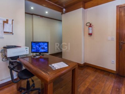 Apartamento à venda com 143m², 3 quartos, 1 suíte, 2 vagas no bairro Bela Vista em Porto Alegre - Foto 17