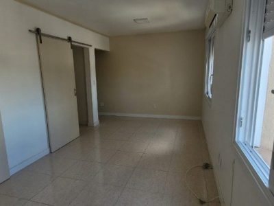 Apartamento JK à venda com 32m², 1 quarto no bairro Azenha em Porto Alegre - Foto 7