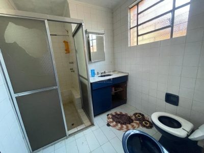 Casa à venda com 400m², 5 quartos, 3 suítes, 4 vagas no bairro Ipanema em Porto Alegre - Foto 9