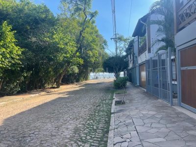 Casa à venda com 400m², 5 quartos, 3 suítes, 4 vagas no bairro Ipanema em Porto Alegre - Foto 47