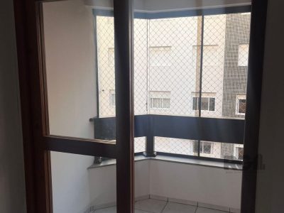 Apartamento à venda com 41m², 1 quarto no bairro Centro em Capão da Canoa - Foto 4